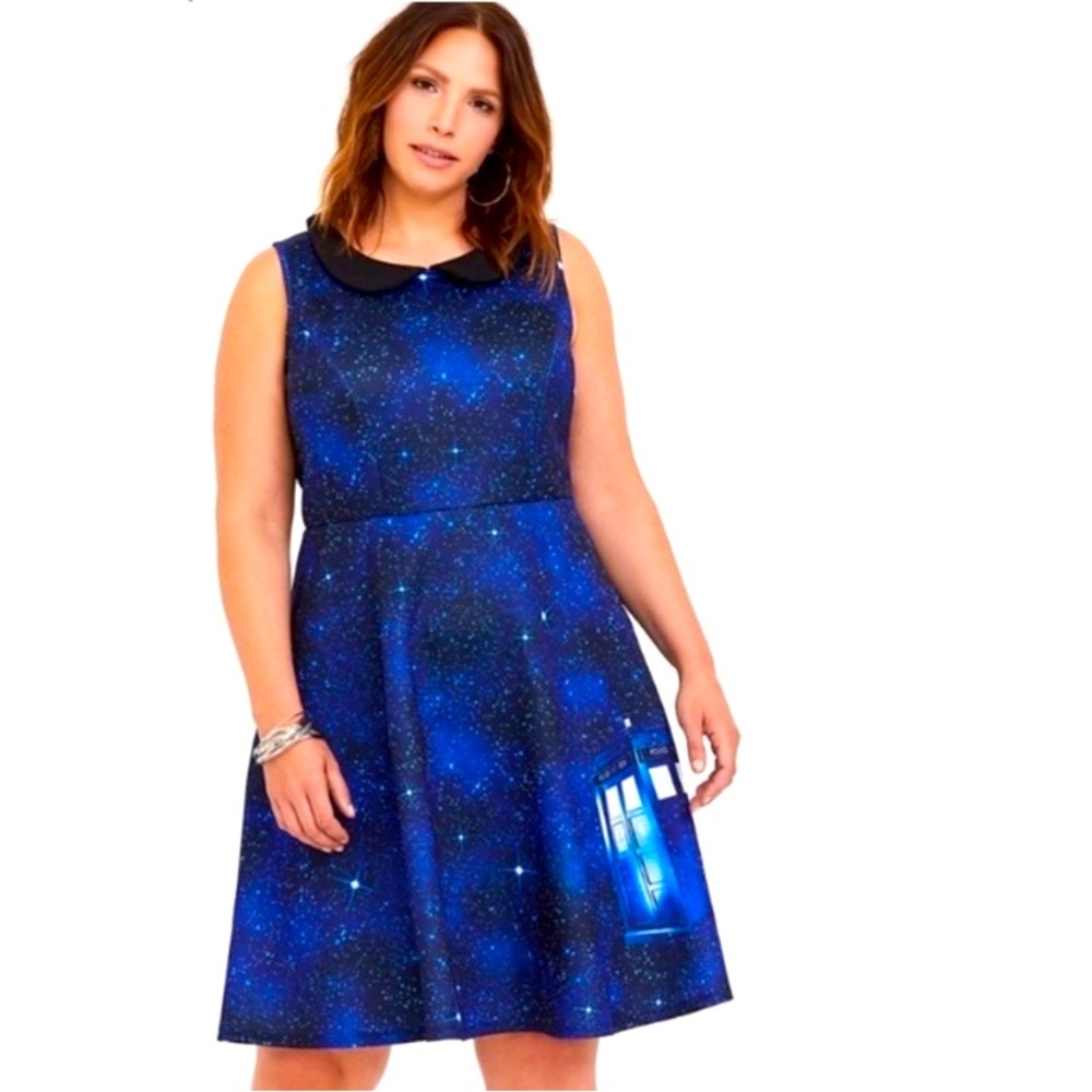 Torrid Dr Who Galaxy Tardis Skater Short Sleeve Dress Size 4